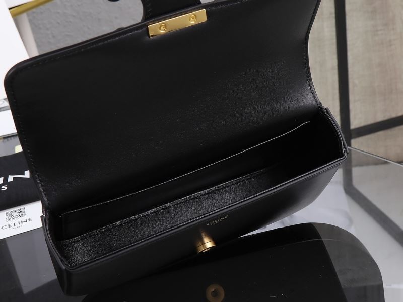 Ce1i*e triomphe bags